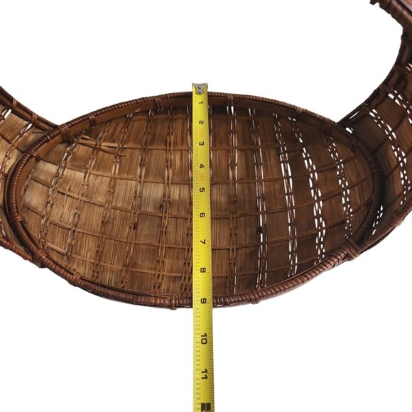 Vtg Rattan Pedestal Gondola Basket Wicker Boat Oval Table Top Decor Cottagecore - Picture 12 of 12